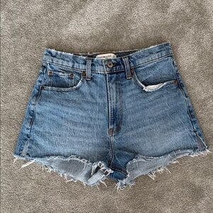 Abercrombie & Fitch Mom Short High Rise Jean Shorts